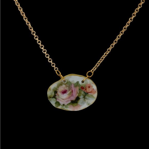 Centuries old Bavarian china piece necklace. 1800’s - Picture 4 of 11